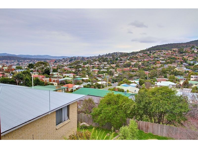1-6 Stratton Avenue, Lenah Valley TAS 7008