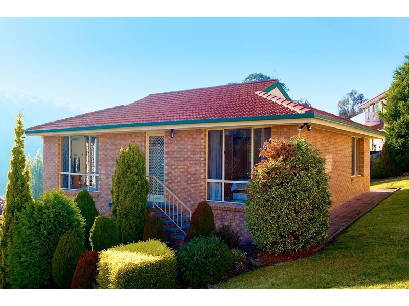 2/7 Jasanda Drive, Montrose TAS 7010