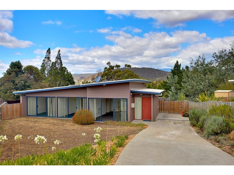 8 Husten Circle, New Norfolk TAS 7140
