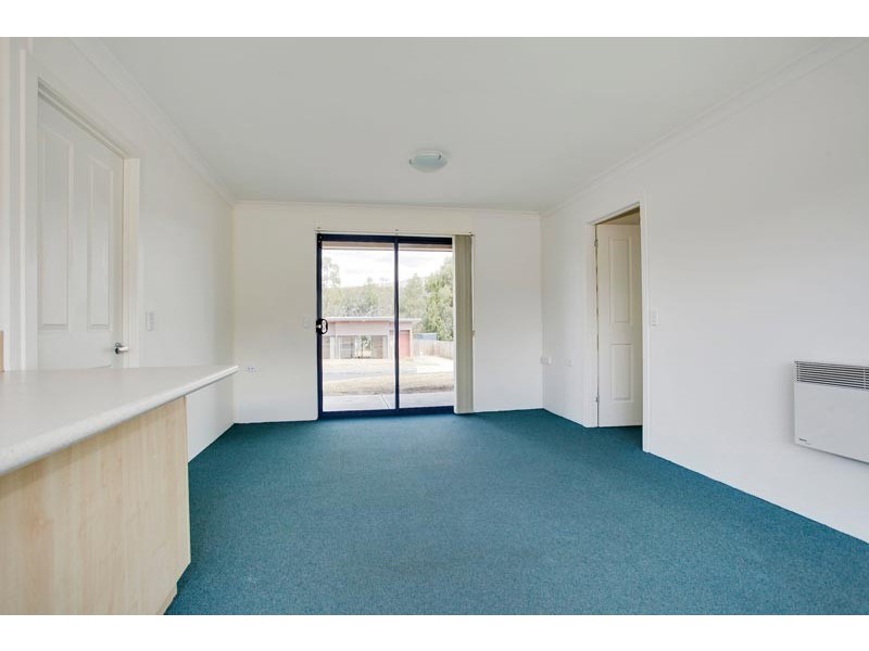 8 Husten Circle, New Norfolk TAS 7140