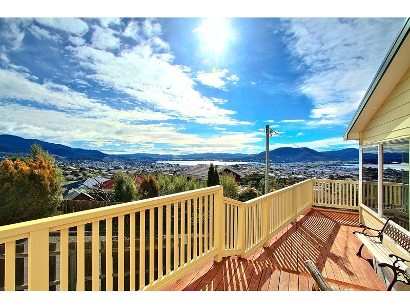 7 Emily Road, West Moonah TAS 7009