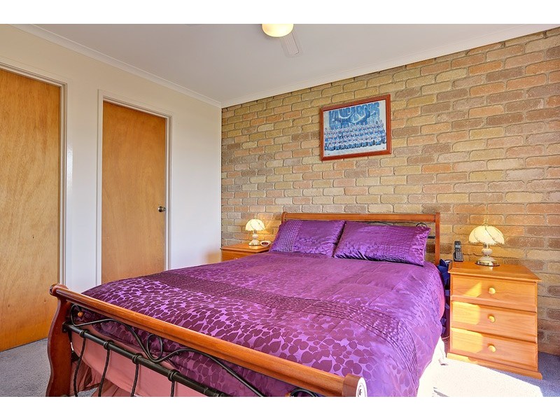 16 Glenwood Road, Glenorchy TAS 7010