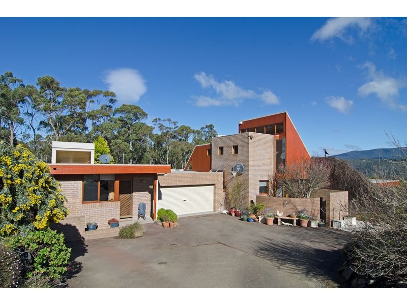 22 Lalwinya Road, Mount Nelson TAS 7007