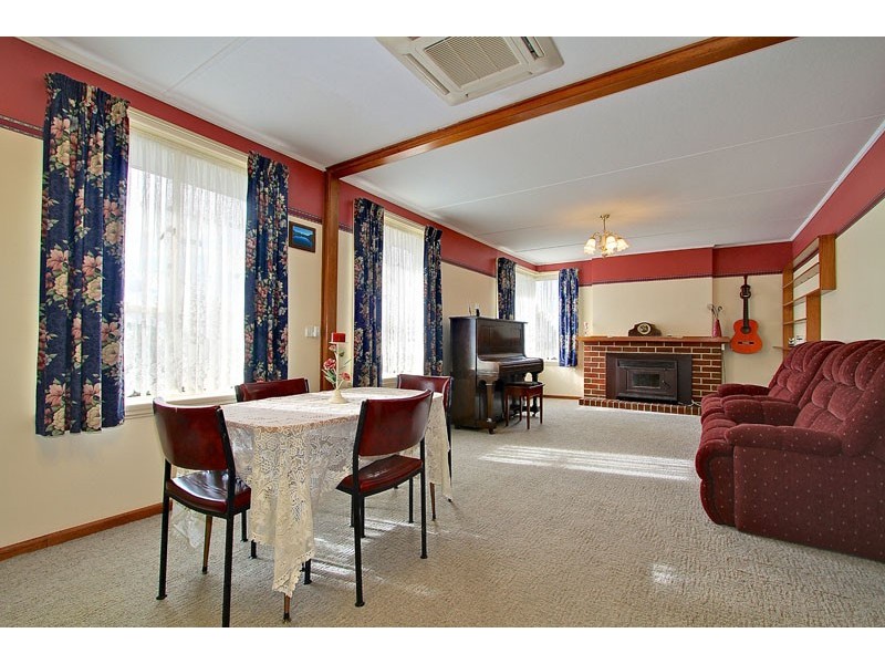 2 Kinarra Crescent, Chigwell TAS 7011