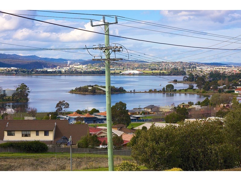 2 Kinarra Crescent, Chigwell TAS 7011