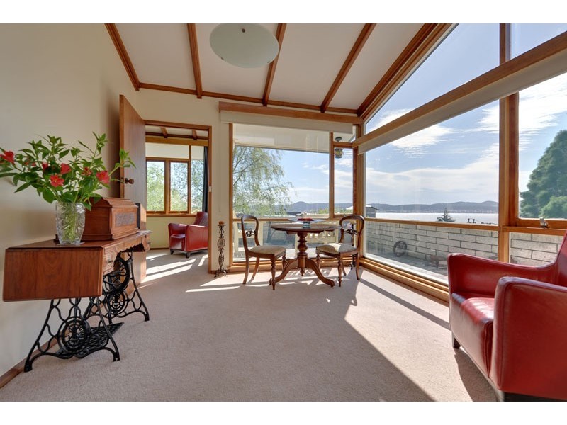 21 Dresden Street, Sandy Bay TAS 7005