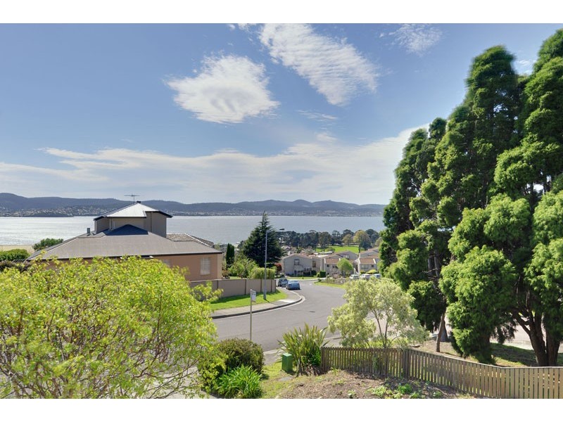 21 Dresden Street, Sandy Bay TAS 7005