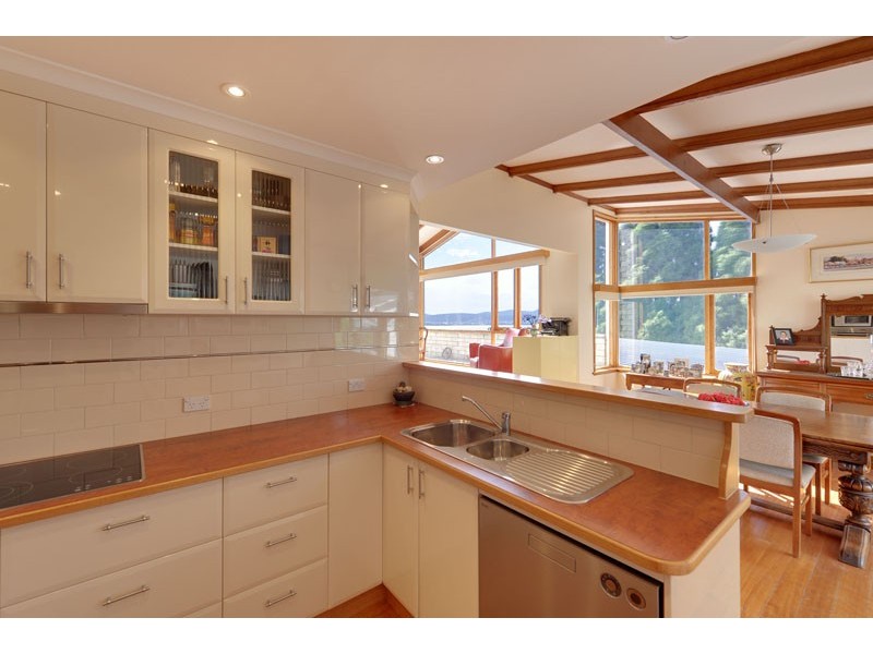 21 Dresden Street, Sandy Bay TAS 7005