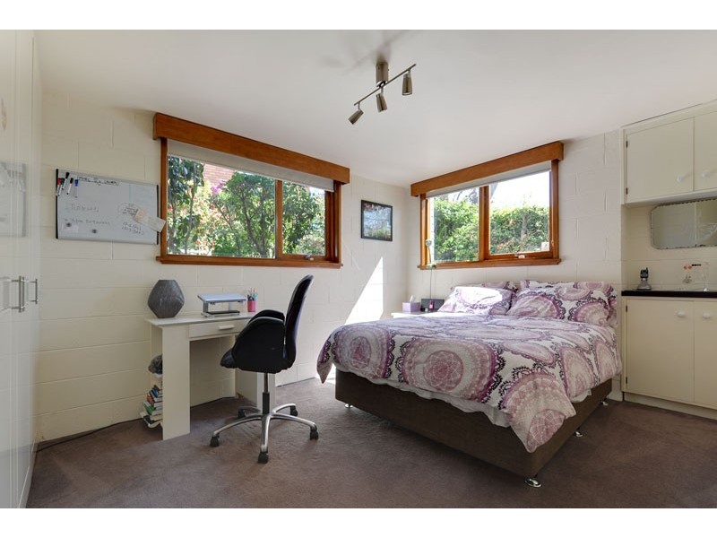 21 Dresden Street, Sandy Bay TAS 7005