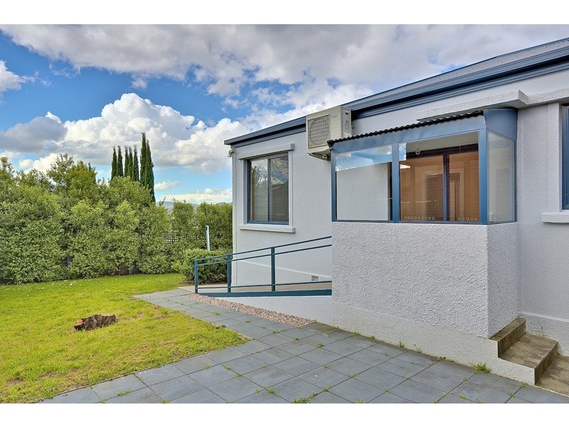 3/100 Augusta Road, Lenah Valley TAS 7008