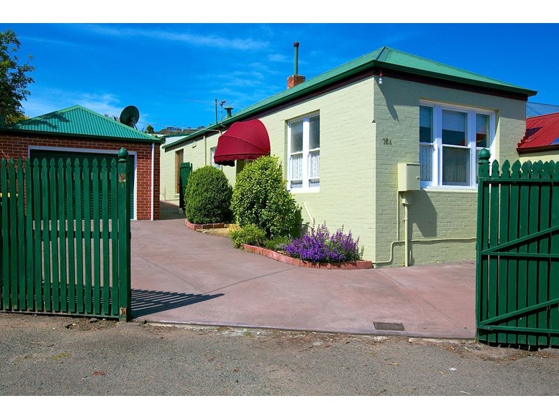 16A Stoke Street, New Town TAS 7008