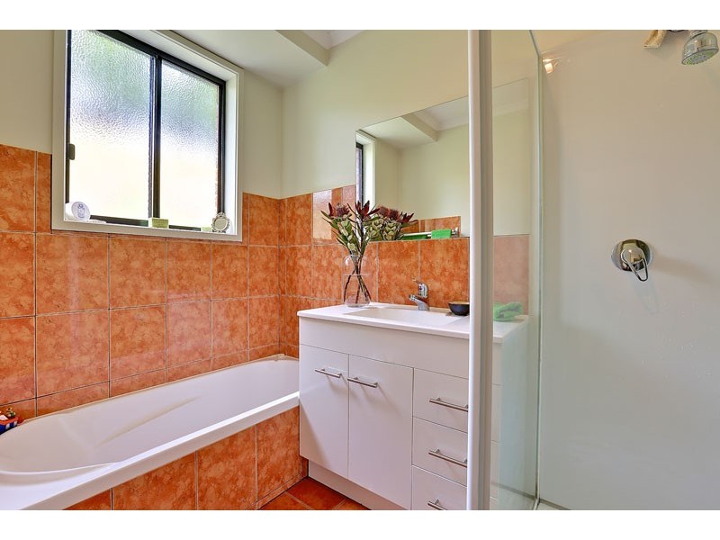 3/12 Walter Place, Howrah TAS 7018