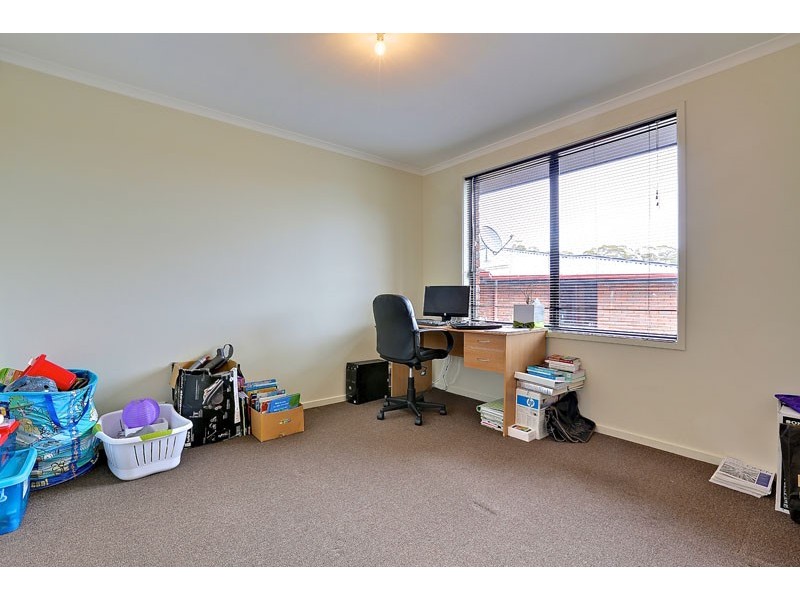 3/12 Walter Place, Howrah TAS 7018
