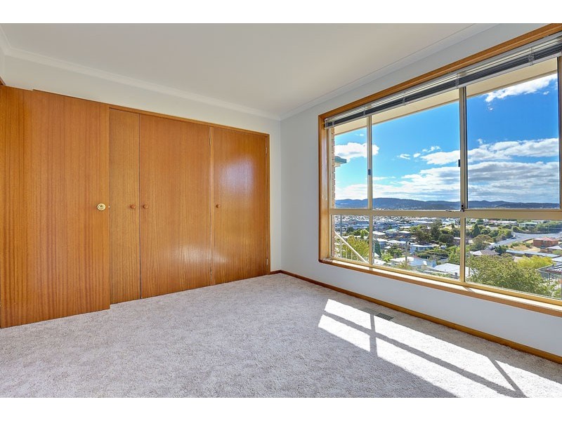 1/7 Eighth Avenue, West Moonah TAS 7009