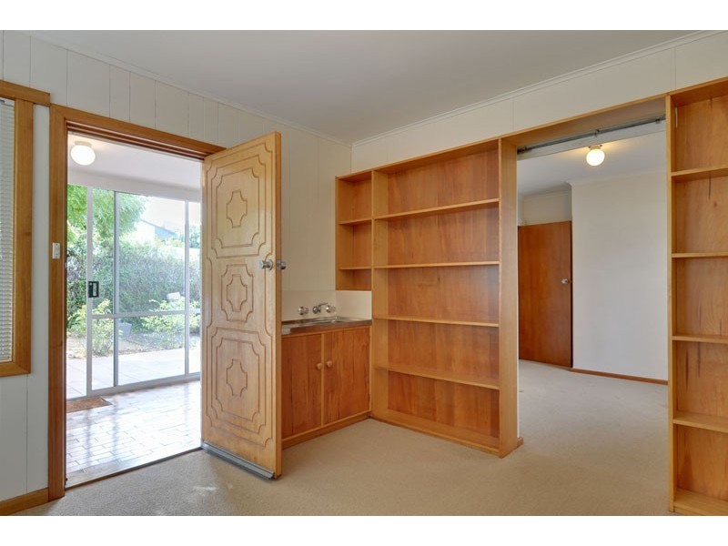 209 Churchill Avenue, Sandy Bay TAS 7005