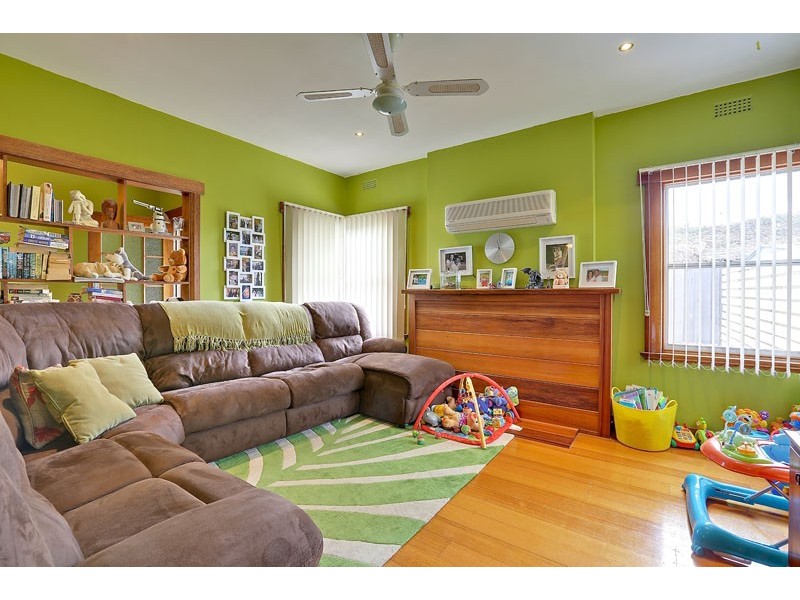 25 Constance Avenue, Glenorchy TAS 7010