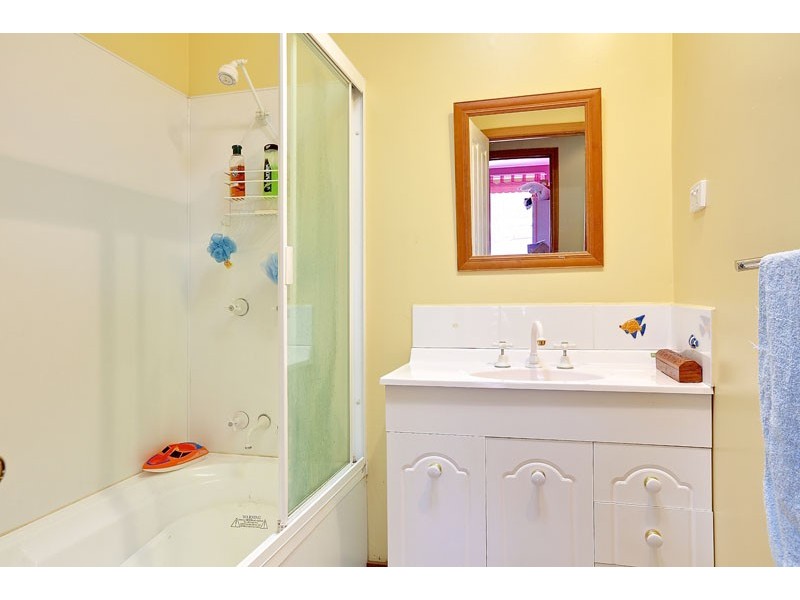 9 Langura Ave, Chigwell TAS 7011