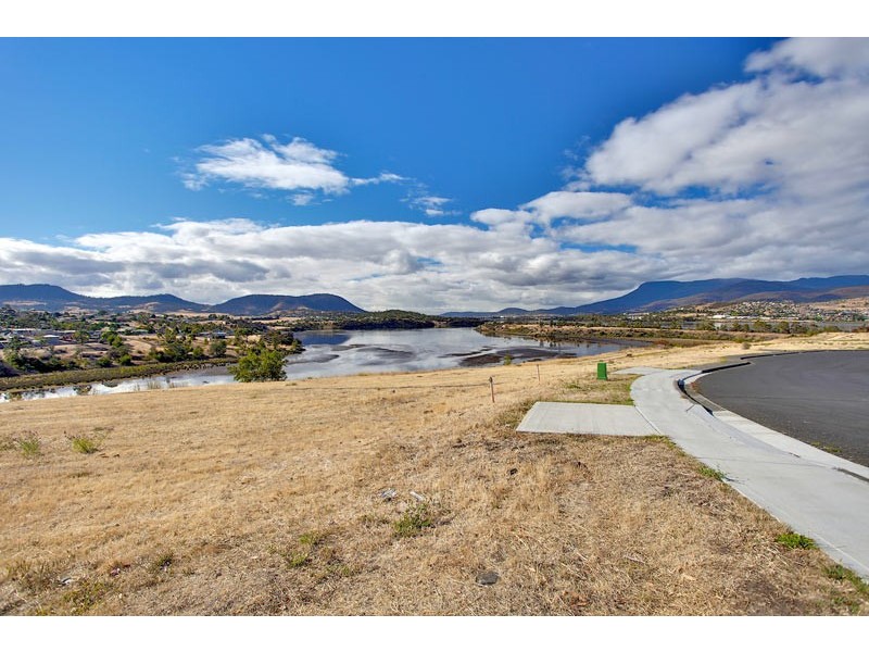 Bridgewater TAS 7030