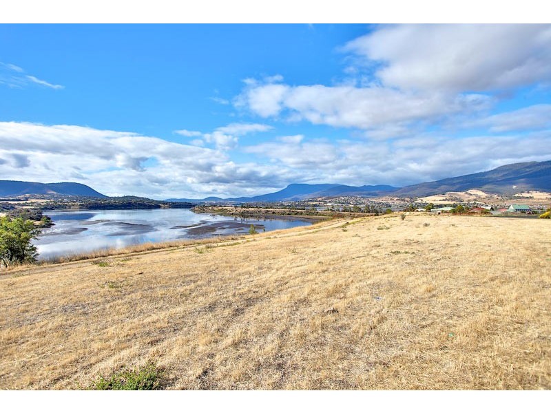 Bridgewater TAS 7030