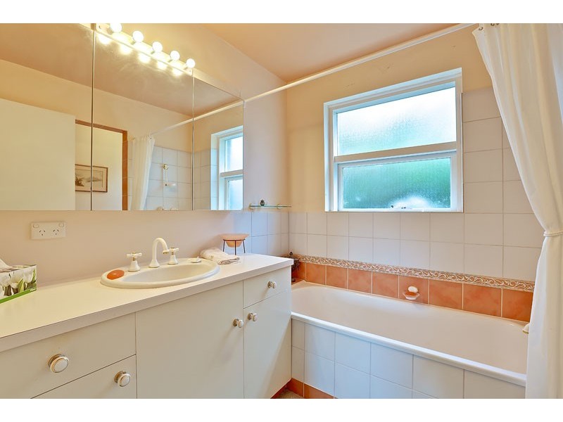Unit 1 25C Red Chapel Avenue, Sandy Bay TAS 7005