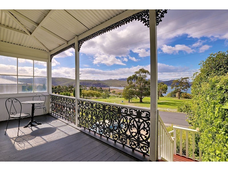 76 Ashbolt Crescent, Lutana TAS 7009