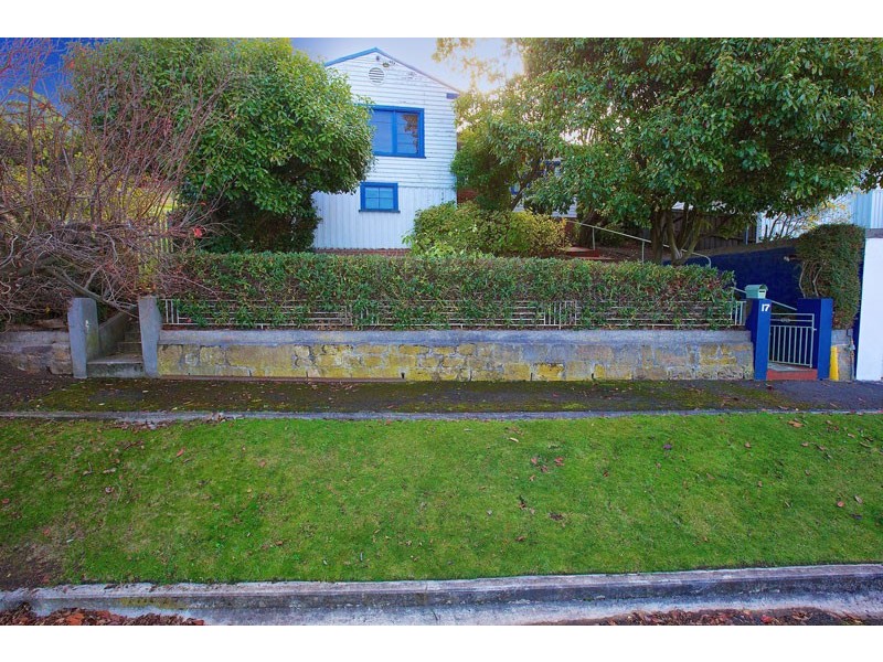 17 Cosgrove Avenue, South Hobart TAS 7004