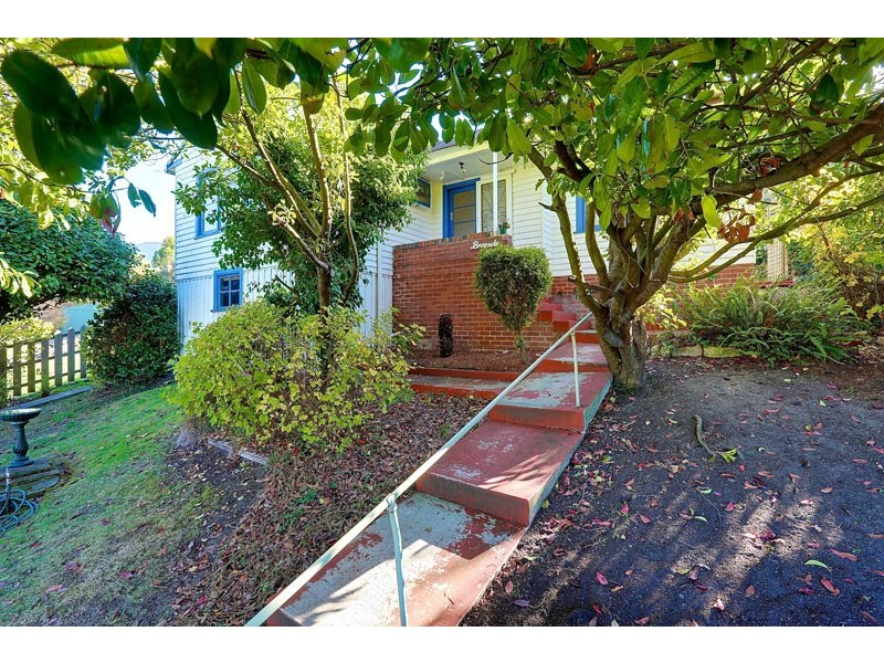 17 Cosgrove Avenue, South Hobart TAS 7004