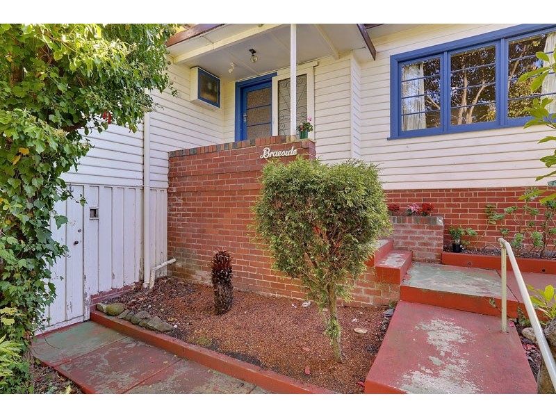 17 Cosgrove Avenue, South Hobart TAS 7004