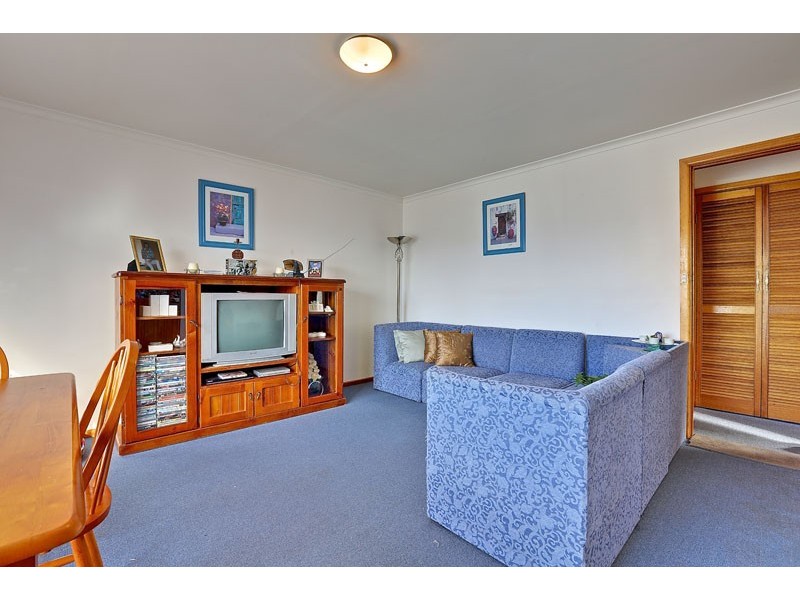 Unit 1/10 Sunlea Place, Glenorchy TAS 7010