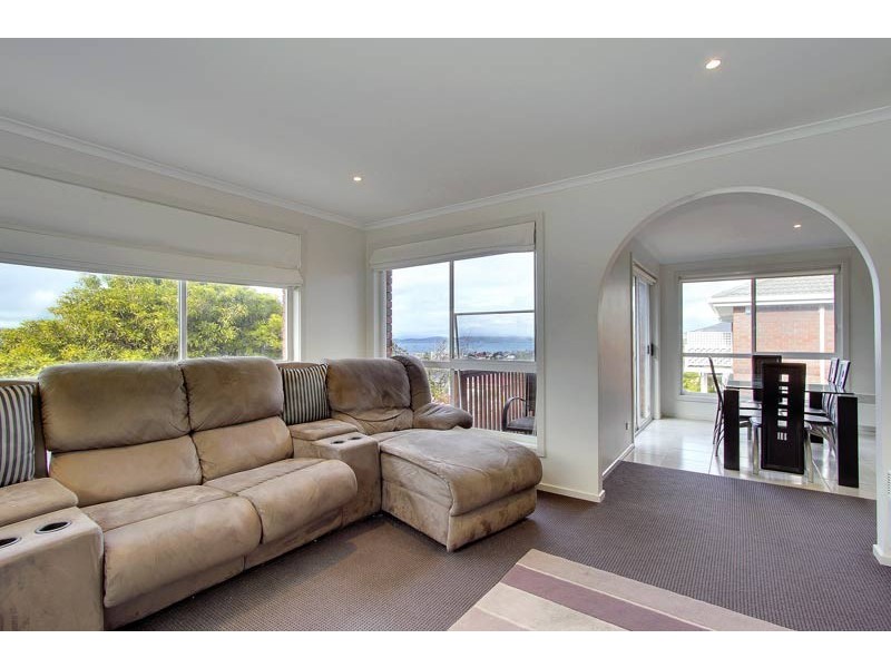 Unit 2/88 Arthur Street, West Hobart TAS 7000