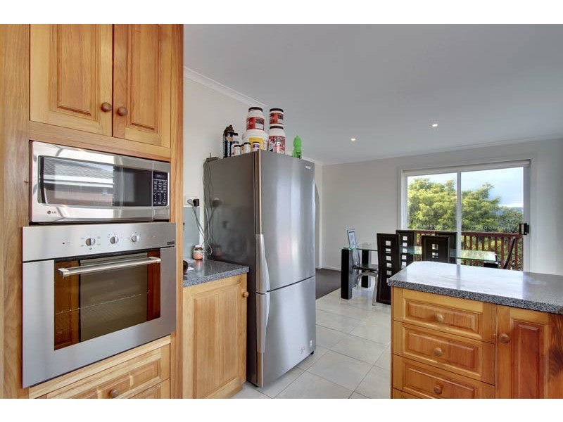Unit 2/88 Arthur Street, West Hobart TAS 7000