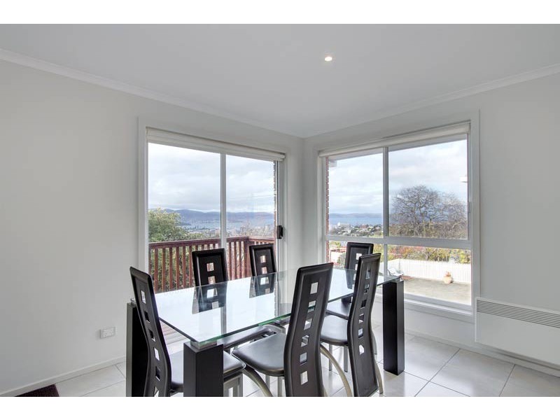 Unit 2/88 Arthur Street, West Hobart TAS 7000