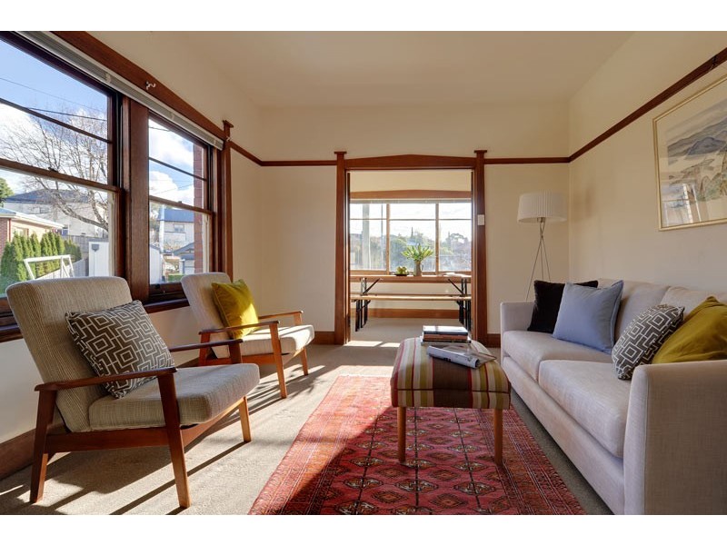 18 Oakley Street, New Town TAS 7008