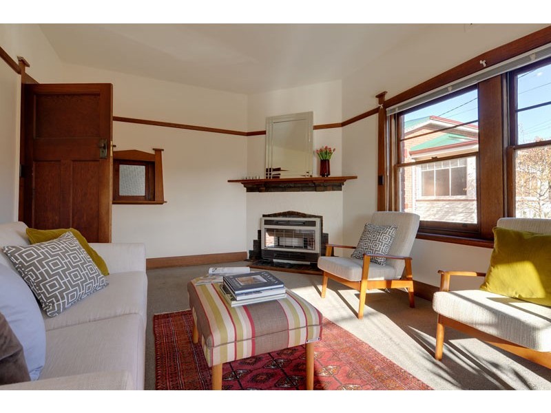 18 Oakley Street, New Town TAS 7008