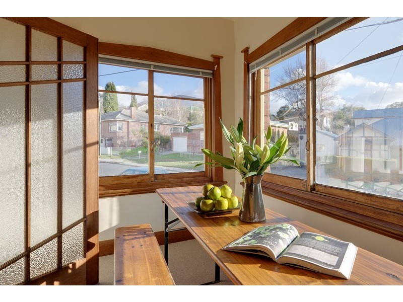 18 Oakley Street, New Town TAS 7008