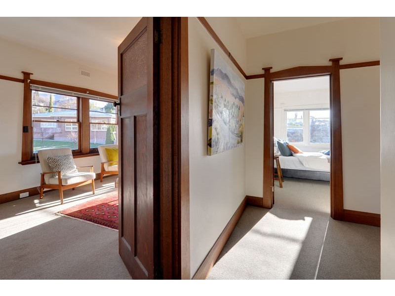 18 Oakley Street, New Town TAS 7008