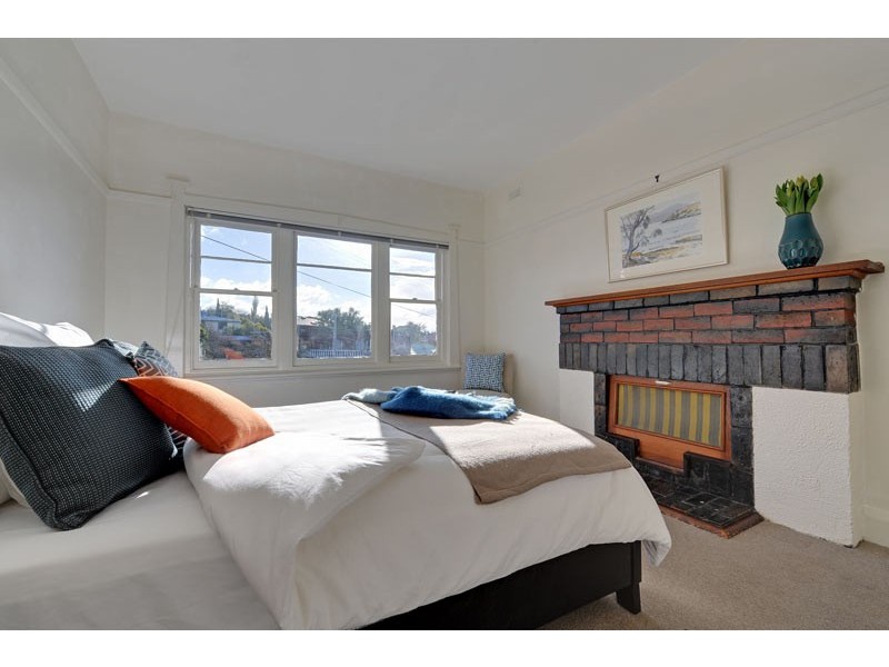 18 Oakley Street, New Town TAS 7008