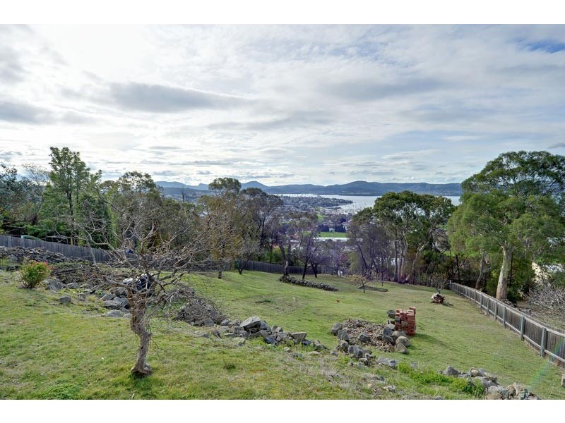 132 Nelson Road, Mount Nelson TAS 7007