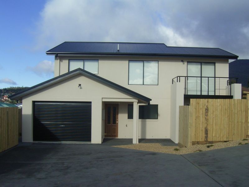 2/8 KALENO PLACE, Glenorchy TAS 7010
