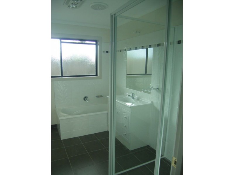 3/8 KALENO PLACE, Glenorchy TAS 7010