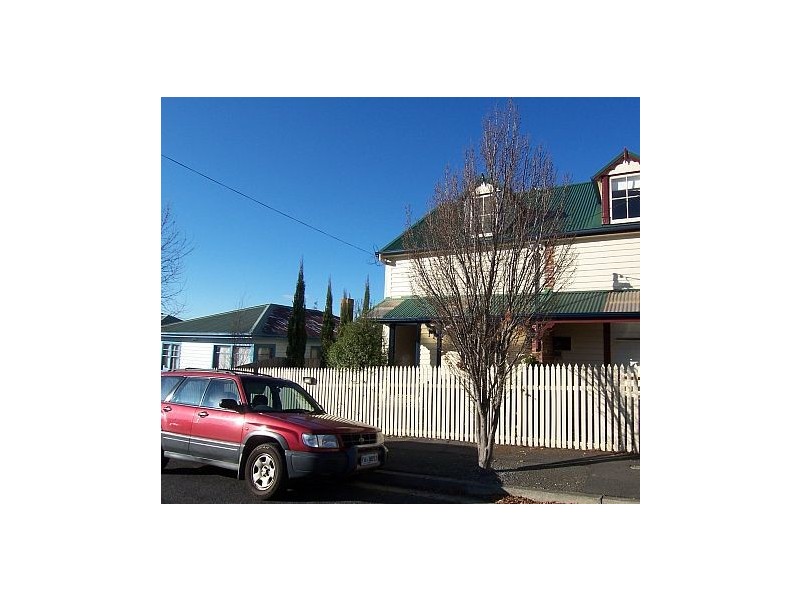 7 Claude Street, New Town TAS 7008