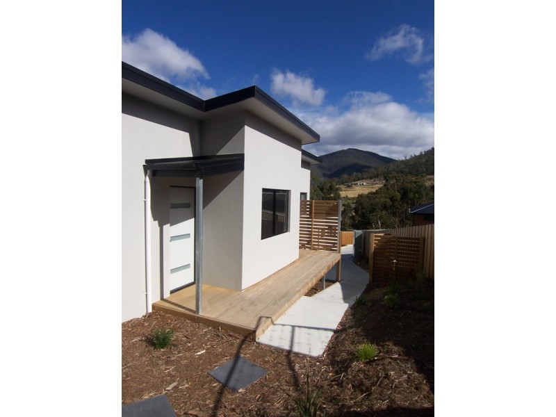 1/56 Branscombe Road, Claremont TAS 7011