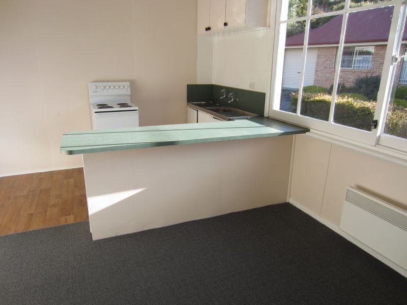 1/48 Beach Road, Kingston Beach TAS 7050