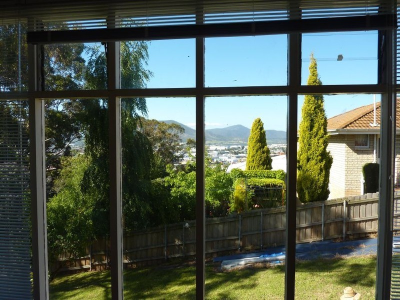 2/46 Amy Street, West Moonah TAS 7009