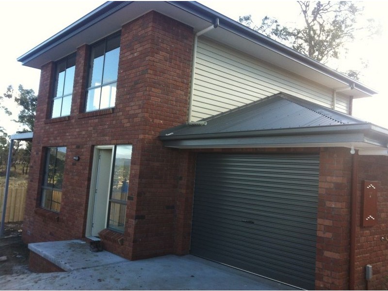 2/28 Mariah Crescent, Oakdowns TAS 7019