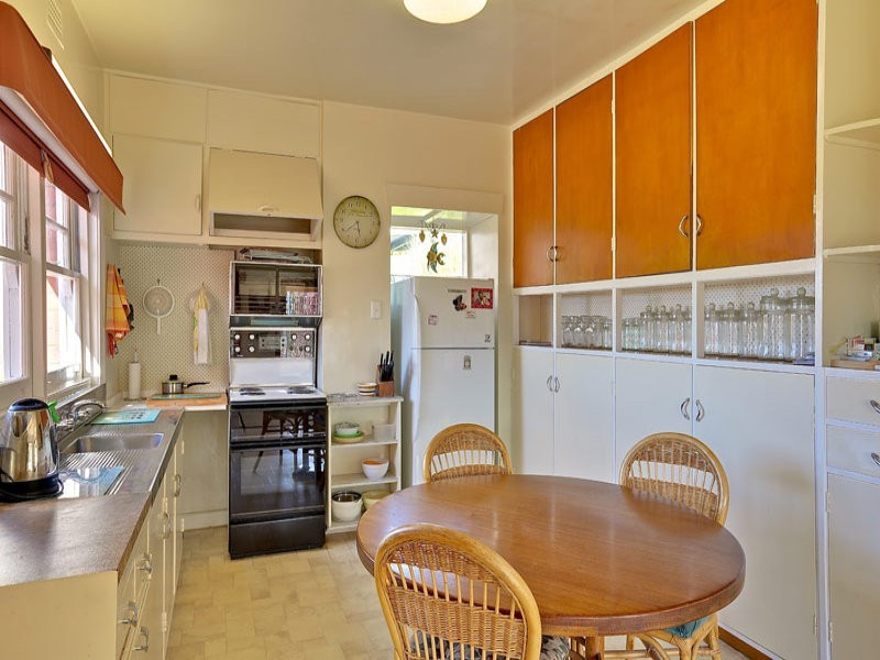 28 Willowdene Avenue, Sandy Bay TAS 7005