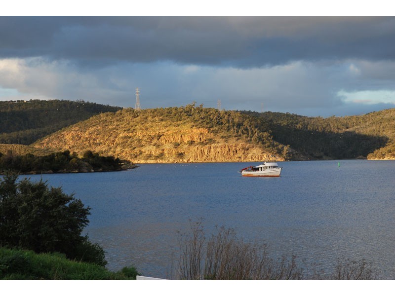 9 Lallaby Road, Lutana TAS 7009