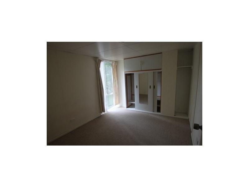 1/13 Dalkieth Court, Sandy Bay TAS 7005