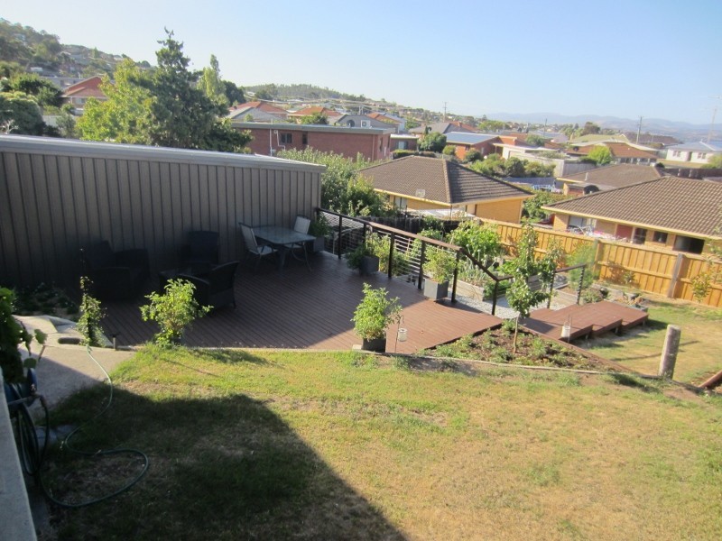 1 Paringa Road, Glenorchy TAS 7010