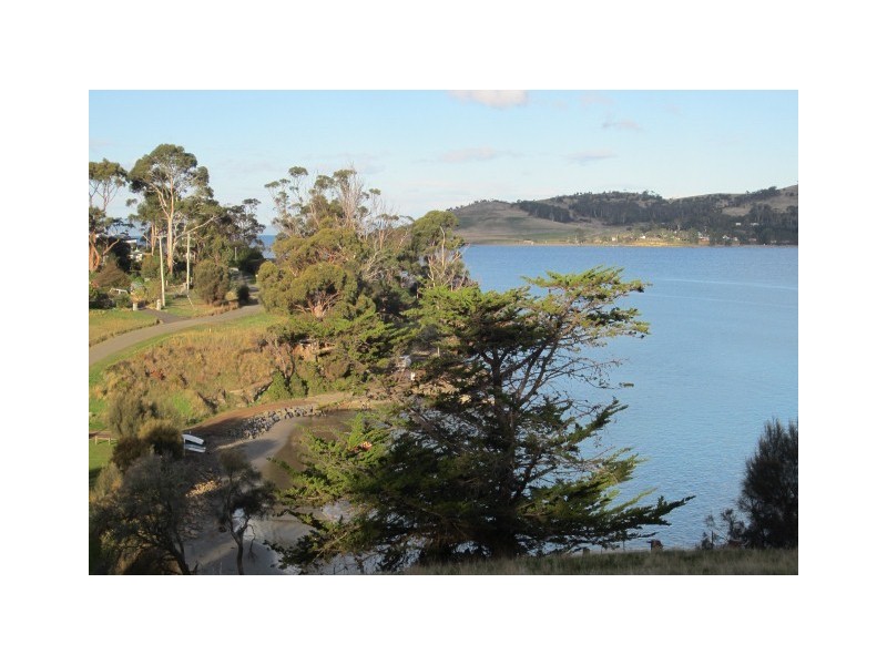 356 Tinderbox Road, Tinderbox TAS 7054